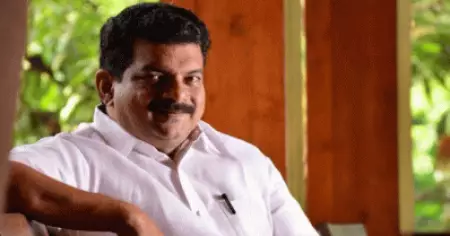 ഇനി വി.ഡി സതീശന്‍ നയിക്കുന്ന യു.ഡി.എഫിലേക്കില്ല, നിലമ്പൂരില്‍ മത്സരിക്കില്ല: പി.വി. അന്‍വര്‍