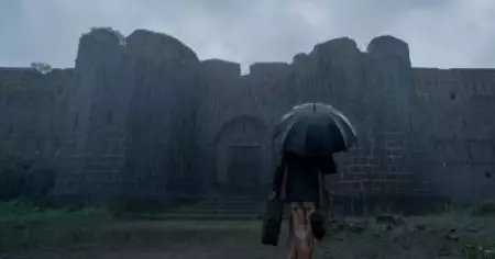 മഴയുടെ വന്യതയില്‍ ഭയപ്പെടുത്തിയ ബോളിവുഡ് ചിത്രം വീണ്ടുമെത്തുന്നു