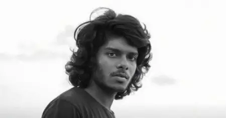 സി.ജെ.പിക്ക് പിന്തുണയറിയിച്ച് നടത്തിയ പരിപാടിക്കെതിരെ കേസ്: ഭരണഘടന കൈയ്യിലേന്തി ആസാദി മാര്‍ച്ച് നടത്താനൊരുങ്ങി വേടന്‍