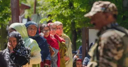 ജമ്മു കശ്മീര്‍ നിയമസഭാ തെരഞ്ഞെടുപ്പ്; ആദ്യഘട്ടം ഇന്ന്