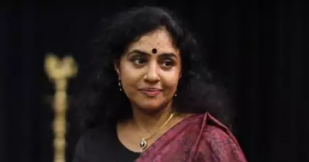 ആ സത്യൻ അന്തിക്കാട് ചിത്രമൊക്കെ എന്നെ തേടി വന്നതായിരുന്നു: മേതിൽ ദേവിക