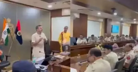 ഹരിയാന പൊലീസിന്റെ ക്രൈം റിവ്യു മീറ്റിങ്ങില്‍ രാമ-കൃഷ്ണ കീര്‍ത്തനങ്ങള്‍; കൈകൊട്ടി ആസ്വദിച്ച് ഉന്നത പൊലീസ് ഉദ്യോഗസ്ഥര്‍