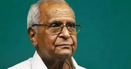 എം. എം ലോറൻസിന്റെ മൃതദേഹം മതാചാരപ്രകാരം സംസ്കരിക്കണമെന്ന് ആവശ്യപ്പെട്ടുള്ള മകളുടെ ഹരജി തള്ളി ഹൈക്കോടതി