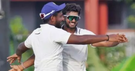 ഇവന്‍ കൊടുങ്കാറ്റല്ല കേരളത്തിന്റെ ചുഴലിക്കാറ്റാണ്; രഞ്ജി ട്രോഫിയില്‍ വമ്പന്‍ റെക്കോഡുമായി ജലജ് സക്‌സേന
