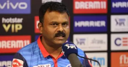 ഐ.പി.എല്ലില്‍ ഒരു ടീമും വാങ്ങാതിരുന്നത് അവന്റെ കണ്ണുതുറപ്പിച്ചേക്കും; ഇന്ത്യക്കായി ലോകകപ്പ് നേടിത്തന്ന ക്യാപ്റ്റനെ കുറിച്ച് ആമ്രേ