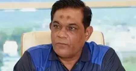 ചാമ്പ്യന്‍സ് ട്രോഫിയില്‍ മറ്റാര്‍ക്കുമില്ലാത്ത എന്ത് സുരക്ഷാ പ്രശ്‌നമാണ് ഇന്ത്യയ്ക്ക്; ബി.സി.സി.ഐയെ തിരിച്ചടിച്ച് റാഷിദ് ലത്തീഫ്