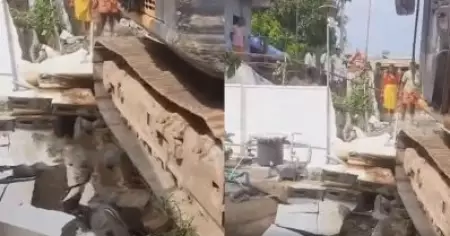 ആലപ്പുഴയില്‍ ജെ.സി.ബിയുമായെത്തി സ്വകാര്യ റിസോര്‍ട്ടിന്റെ മതില്‍ പൊളിച്ച് എച്ച്. സലാം എം.എല്‍.എ