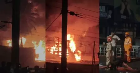 എറണാകുളം സൗത്തിലും നെടുമ്പാശേരിയിലും വന്‍ തീപ്പിടുത്തം