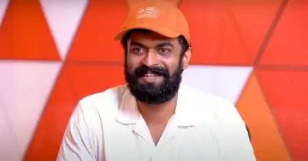 ഓരോ സീനിനെയും ആ നടി സമീപിക്കുന്നത് നോക്കിനിന്നുപോകും, ചെറിയ കാര്യം പോലും അവര്‍ ശ്രദ്ധിക്കുമായിരുന്നു: ശ്യാം മോഹന്‍