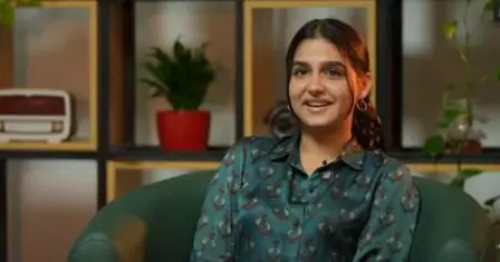 ആകാശത്ത് നിന്നെടുക്കാതെ ഭൂമിയില്‍ നിന്നെടുത്തൂടെയെന്ന് മീഡിയയോട് ചോദിച്ചിട്ടുണ്ട്; ആംഗിളാണ് പ്രശ്‌നം: അനശ്വര