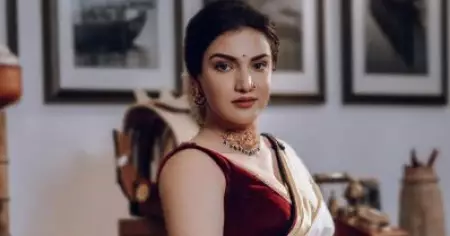 ഒരു വ്യക്തിയെ കൊന്നുകളയാൻ തോക്കും കത്തിയും ഒന്നും വേണ്ടാത്ത ഈ കാലത്ത് എന്റെ കൂടെ നിന്ന എല്ലാവർക്കും നന്ദി: പിന്തുണച്ചവർക്ക് നന്ദി പറഞ്ഞ് ഹണി റോസ്