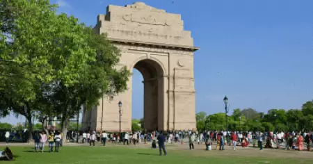 ഇന്ത്യാ ഗേറ്റിന് ഭാരത് മാതാ ദ്വാറെന്ന് പേരിടണം; പ്രധാനമന്ത്രിക്ക് കത്തയച്ച് ബി.ജെ.പി നേതാവ്
