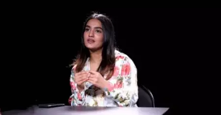 ആദ്യ സിനിമക്ക് കിട്ടിയ ട്രോള്‍ കാരണം സിനിമ തന്നെ ഉപേക്ഷിച്ചാലോ എന്ന് ആലോചിച്ചിരുന്നു, എന്നാല്‍...: സാനിയ അയ്യപ്പന്‍