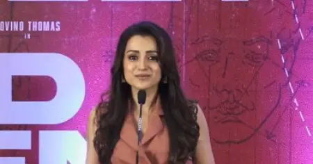 ആ മലയാള ചിത്രത്തില്‍ ശോഭന ചെയ്ത വേഷം റീമേക്കില്‍ അവതരിപ്പിച്ചത് ഞാനായിരുന്നു: തൃഷ