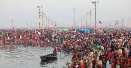പ്ലേറ്റ് മാറ്റി സി.പി.സി.ബി; കുംഭമേളയിലെ വെള്ളം കുളിക്കാൻ യോഗ്യമായിരുന്നെന്ന് പുതിയ റിപ്പോര്‍ട്ട്