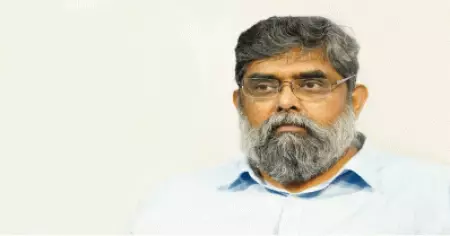 ആര്‍.രാജഗോപാല്‍ ദി ടെലഗ്രാഫിലെ എഡിറ്റര്‍ അറ്റ് ലാര്‍ജ് സ്ഥാനം രാജിവെച്ചു