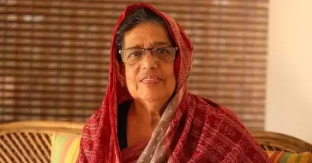 മുസ്‌ലിം പിന്തുടര്‍ച്ചാവകാശം പരിഷ്‌കരിക്കണമെന്ന് ആവശ്യപ്പെട്ടുള്ള നിരാഹാരസമരം; വി.പി. സുഹറയെ കസ്റ്റഡിയിലെടുത്ത് മാറ്റി
