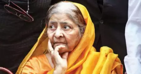 'സാകിയ ജാഫ്രി' മതനിരപേക്ഷ ഇന്ത്യയുടെ ചരിത്രത്തിലെ അത്യുജ്ജല അധ്യായം; അനുശോചനമറിയിച്ച് മുഖ്യമന്ത്രി