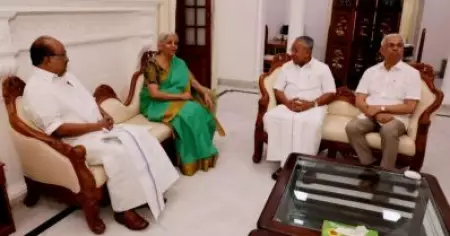 ജി.എസ്.ടി നഷ്ടപരിഹാരം, വയനാട് പുനരധിവാസം; കേന്ദ്ര ധനകാര്യമന്ത്രിയുമായി ചര്‍ച്ച നടത്തി മുഖ്യമന്ത്രി