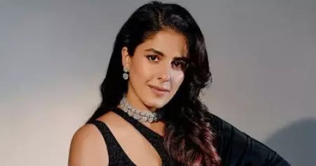 നടനില്‍ നിന്ന് സൂപ്പര്‍സ്റ്റാറിലേക്കുള്ള ആ മലയാള നടന്റെ വളര്‍ച്ച മോഹിപ്പിക്കുന്നത്; അവന്റെ അനായാസമായ അഭിനയം നോക്കിനിന്നുപോകും: ഇഷ തല്‍വാര്‍