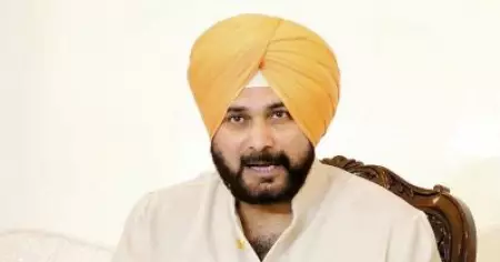'അഗാര്‍ക്കറെയും ഗംഭീറിനെയും പുറത്താക്കണ'മെന്ന പോസ്റ്റ്; സത്യാവസ്ഥ വെളിപ്പെടുത്തി സിദ്ദു