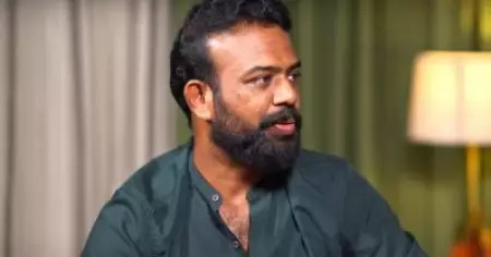 മുസ്‌ലിമാണെങ്കില്‍ തൊപ്പിയും നിസ്‌കാര തയമ്പും; എമ്പുരാനില്‍ മറ്റ് സിനിമകളിലെ പോലെയല്ല: ശ്രീജിത്ത് ഗുരുവായൂര്‍
