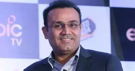 അഭിഷേകും ഇഷാനും പരാജയപ്പെട്ടിട്ടും അവരുടെ സ്ഥാനം സുരക്ഷിതം; രൂക്ഷ വിമര്‍ശനവുമായി സെവാഗ്