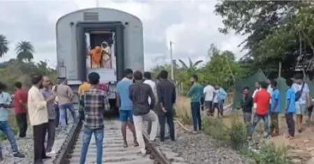 ആന്ധ്രപ്രദേശില്‍ ട്രെയിന്‍ ബോഗി അടര്‍ന്നുമാറി; ആളപായമില്ല