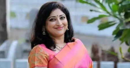 അമ്മയാകലും കുട്ടികളെ വളർത്തലുമല്ല എൻ്റെ വഴിയെന്ന് ഞാൻ തീരുമാനിച്ചിരുന്നു: ലക്ഷ്മി ഗോപാലസ്വാമി