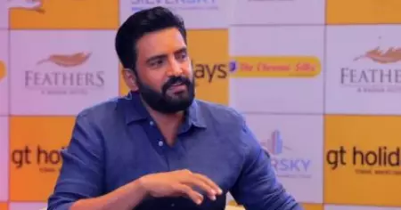 കോമഡി സൂപ്പര്‍സ്റ്റാര്‍ എന്ന ടൈറ്റില്‍ എനിക്ക് ആ നടന്‍ തന്നു, എന്താണ് അങ്ങനെയെന്ന് രജിനി സാര്‍ ചോദിച്ചപ്പോള്‍ വല്ലാതായി: സന്താനം