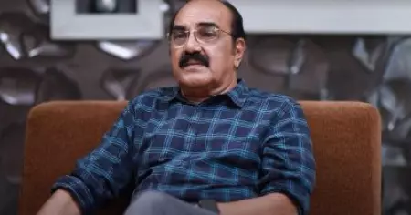 എല്ലാ ഫെസ്റ്റിവല്‍ ദിനങ്ങളിലും ഞാന്‍ അയക്കും മുമ്പ് ആ സൂപ്പര്‍സ്റ്റാറിന്റെ മെസേജ് ഇങ്ങോട്ട് വരും: യവനിക ഗോപാലകൃഷ്ണന്‍