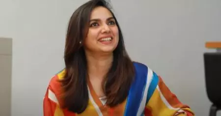 എനിക്ക് ചമ്മല്‍ ഇല്ലാതെ റീവിസിറ്റ് ചെയ്യാനാകുന്നത് ആ പൃഥ്വിരാജ് ചിത്രം മാത്രമാകും: സംവൃത സുനില്‍