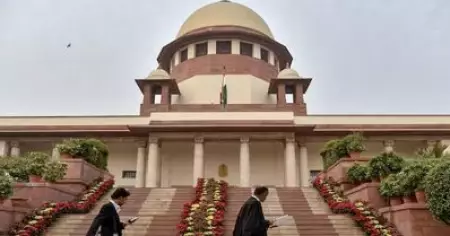 എല്ലാ ക്ഷേത്രങ്ങളിലും എല്ലാവര്‍ക്കും പ്രവേശനം വേണം; അല്ലെങ്കില്‍ മതവും സമൂഹവും വിഭജിക്കപ്പെടും: സുപ്രീംകോടതി