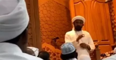 ലീഗും പാണക്കാട് കുടുംബവും സമസ്തയും ഒരുമിച്ച് നില്‍ക്കുന്നതാണ് ഉമ്മത്തിന്റെ ശക്തി; പള്ളിയില്‍ വിഭാഗീയ പ്രസംഗം; വീഡിയോ