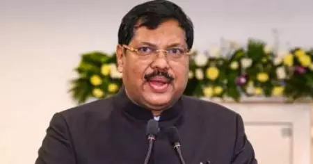 'ബുള്‍ഡോസര്‍ നീതി': ഭരണകൂടമാണോ കോടതി?; തടയാനായതില്‍ സന്തോഷമെന്ന് സുപ്രീംകോടതി ചീഫ് ജസ്റ്റിസ്