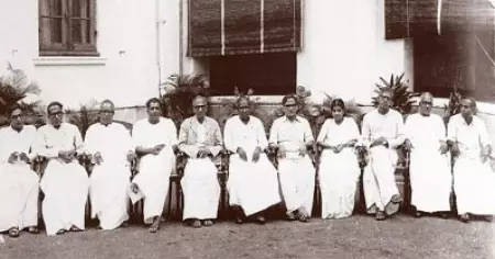 ആദ്യ ഇ.എം.എസ് സര്‍ക്കാരിനെ തകര്‍ക്കാന്‍ ബ്രിട്ടീഷ് ഇന്റലിജന്റ്സും പ്രവര്‍ത്തിച്ചു; ബ്രിട്ടീഷ് ചരിത്രകാരന്‍