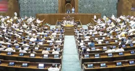 തൃണമൂല്‍, ശിവസേന പിളര്‍പ്പ് ബാധിക്കില്ല; മണ്ഡല പുനസംഘടനാ ബില്ല് അവതരിപ്പിച്ചാലും മൂന്നില്‍ രണ്ട് ഭൂരിപക്ഷം ലഭിക്കില്ലെന്ന് കോണ്‍ഗ്രസ്