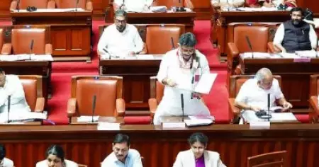 നിയമസഭയില്‍ ഗണഗീതം പാടി ഉപമുഖ്യമന്ത്രി ഡി.കെ. ശിവകുമാര്‍; വീഡിയോ പ്രചരിച്ചതോടെ വിവാദം