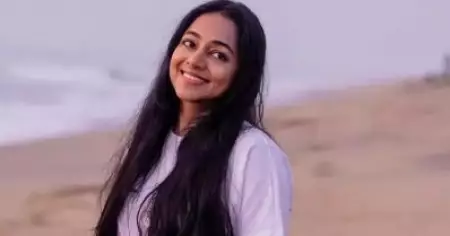 ലോകഃയില്‍ 360 ഡിഗ്രി വ്യൂ ആണ് എനിക്ക് കിട്ടിയത്; കഥ വികസിച്ച് വരുന്ന ഘട്ടം എക്സൈറ്റിങ്: ശാന്തി ബാലചന്ദ്രന്‍