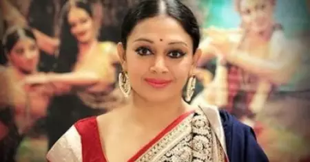 മമ്മൂട്ടി അതുല്യ നടൻ; പല കഥാപാത്രങ്ങളിലൂടെ അത്ഭുതപ്പെ‌ടുത്തുന്നു: ശോഭന