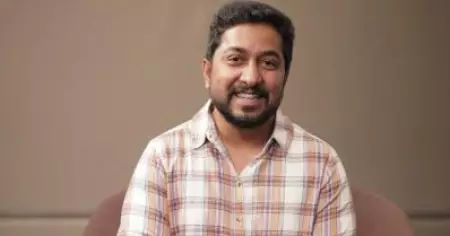ഒന്ന് തിരഞ്ഞാല്‍ ഭംഗിയായി തിരക്കഥയെഴുതുന്ന ആളുകളെ കിട്ടും; സുഹൃത്തുക്കള്‍ക്കൊപ്പം സിനിമ ചെയ്യാനാണ് എനിക്കിഷ്ടം: വിനീത് ശ്രീനിവാസന്‍