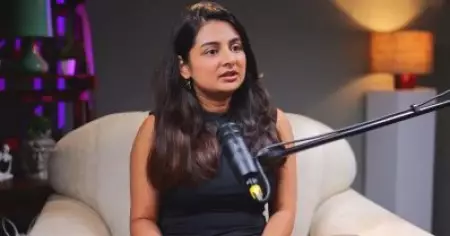 മുഖത്തല്ല, നെഞ്ചില്‍ നോക്കിയാണ് ദല്‍ഹിയിലുള്ളവര്‍ എന്നോട് സംസാരിച്ചത്: എസ്തര്‍ അനില്‍