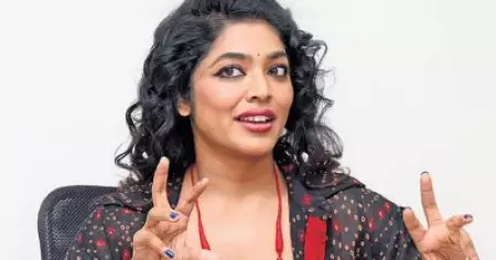 ഫിഷ് ഫ്രൈ ഇപ്പോള്‍ ഒരു മെറ്റഫറായി ഉപയോഗിക്കുന്നു; ഇതില്‍ കൂടുതലൊന്നും നമുക്ക് ലോകം മാറ്റാന്‍ പറ്റില്ല: റിമ കല്ലിങ്കല്‍