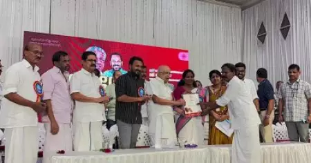 രാഹുല്‍ മാങ്കൂട്ടത്തിലിനൊപ്പം വേദി പങ്കിട്ട് മന്ത്രി കെ. കൃഷ്ണന്‍കുട്ടി, വേദിയില്‍ സി.പി.ഐ.എം എം.എല്‍.എയും