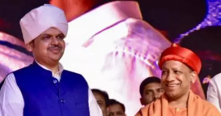 ആധാര്‍ ഇനി ജനന സര്‍ട്ടിഫിക്കറ്റായോ ജനനത്തീയതി തെളിയിക്കുന്ന രേഖയായോ സ്വീകരിക്കില്ല: ഉത്തരവിറക്കി യു.പി-മഹാരാഷ്ട്ര സര്‍ക്കാരുകള്‍