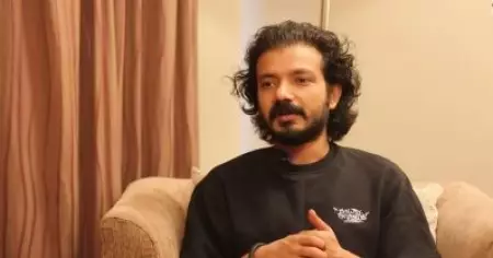 സിനിമ സിനിമയാണ്, പ്രേക്ഷകനെ പഠിപ്പിക്കേണ്ടതും തിരുത്തേണ്ടതും എന്റെ ഉത്തരവാദിത്തമല്ല : ശ്രീനാഥ് ഭാസി
