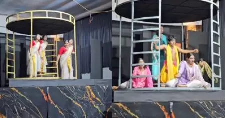 സംഘപരിവാറിന്റെ ഭീഷണി; 'വീരനാട്യം' കലോത്സവത്തിനയക്കാതെ സ്‌കൂള്‍ മാനേജ്‌മെന്റ്; നിരാശയില്‍ വിദ്യാര്‍ത്ഥികളും അണിയറ പ്രവര്‍ത്തകരും