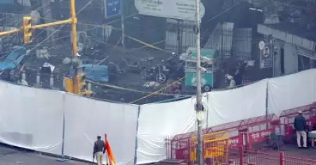ചെങ്കോട്ട സ്‌ഫോടനം; മൂന്നാമത്തെ കാറും കണ്ടെത്തി