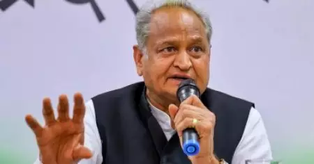 ക്രിസ്ത്യാനികൾക്കെതിരായ ആക്രമണങ്ങൾ; മോദിയുടെ ഐക്യ സന്ദേശത്തിനും പള്ളി സന്ദർശനത്തിനും വിരുദ്ധം: അശോക് ഗെലോട്ട്