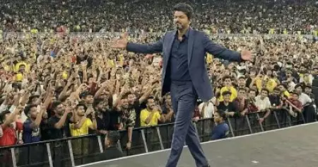 റിലീസ് മാറ്റിവെച്ചപ്പോഴും വിജയ് സ്വന്തമാക്കിയത് റെക്കോഡ്, ദളപതിയെന്ന് വിളിക്കുന്നത് വെറുതേയല്ല